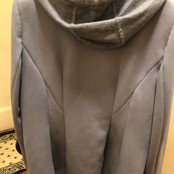 Jackets - Picture 2 of 12